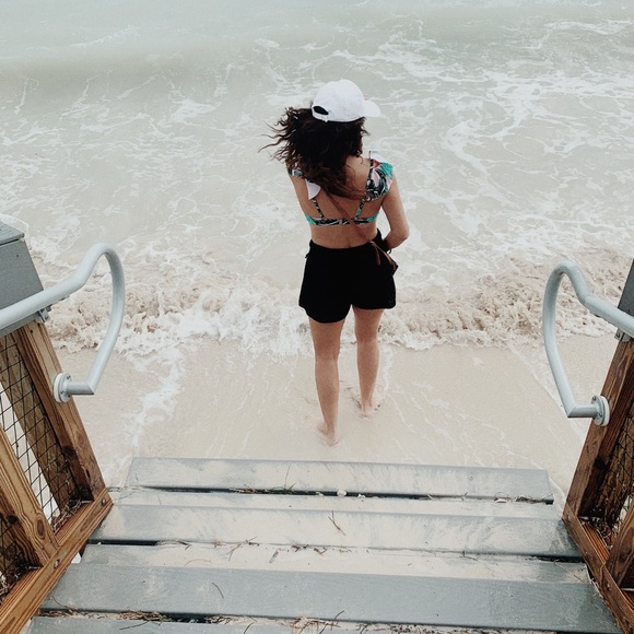 Meet your Posher, Krista - Picture 3 of 9